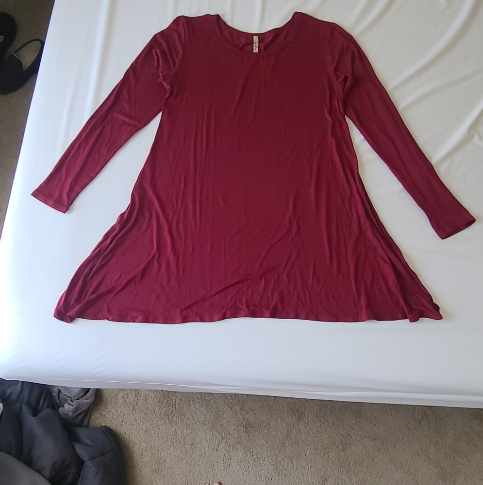 Maroon long sleeve dress